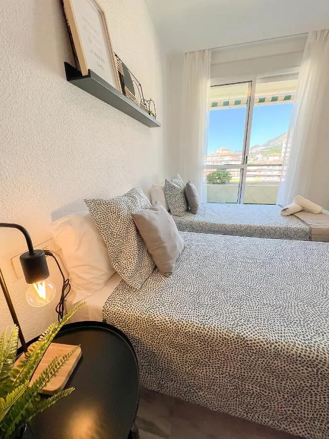 Апартаменты Playaquebrada Beach & Pool Cozy Flat Бенальмадена